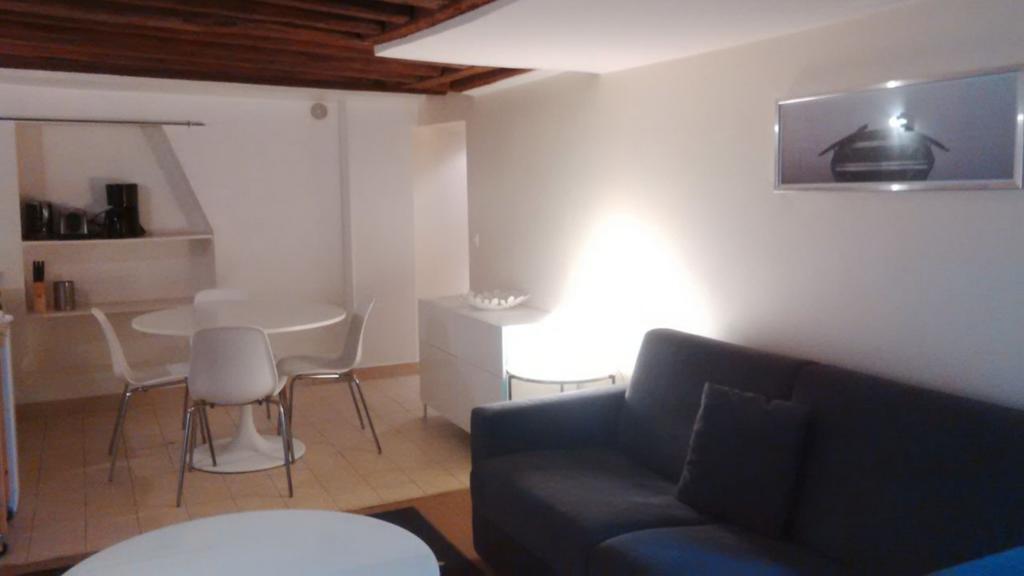 Appartamento Bridgestreet Le Marais - Les Halles - Republique *